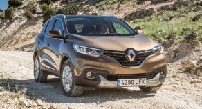 Renaultin uusi SUV Kadjar on lähtenyt hyvin tukemaan Capturin myyntiä